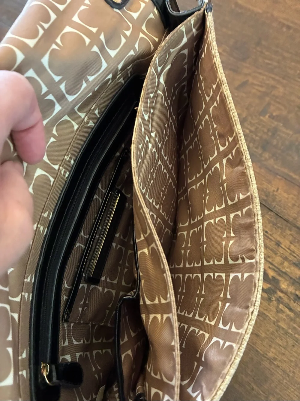 Liz Claiborne Tan Canvas Messenger Clutch with Black Trim 14 x 9 inches